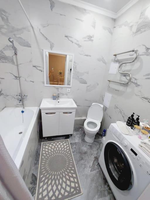 Жк Only Sun В 10 Минутах От Аэропорта Apartment อัสตานา ภายนอก รูปภาพ